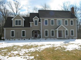 38 Fox Ridge Ln, Hebron, CT 06248