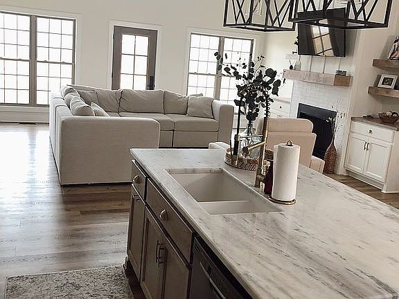 5th image of 2341 Youngs Ferry Rd