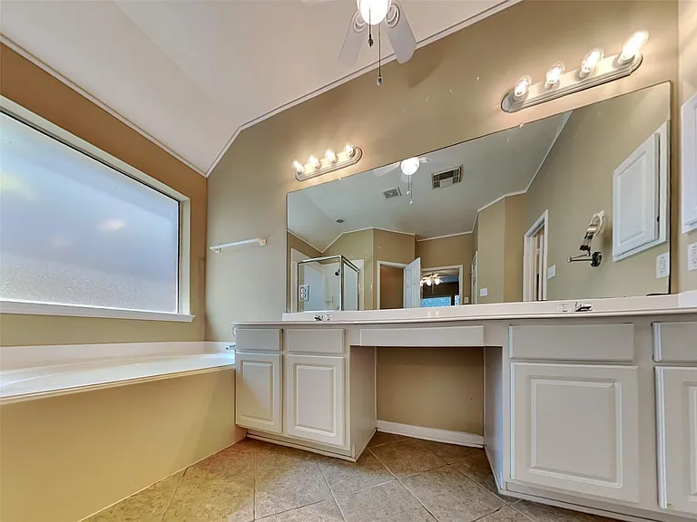 3523 Pine Valley Dr — Photo 10