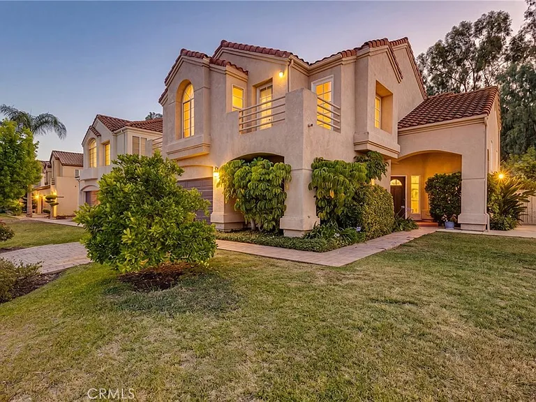 23234 Valerio St — Photo 1