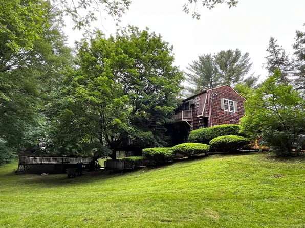 17 Blake Street, Norwalk, CT 06851