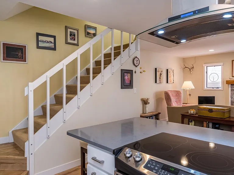 1834 Grove St #1 — Photo 10