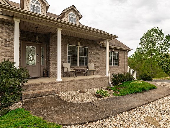 11th image of 1103 Johnny Spears Rd