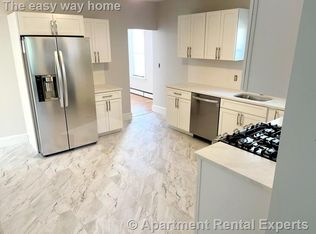 132 Summer St #1, Somerville, MA 02143