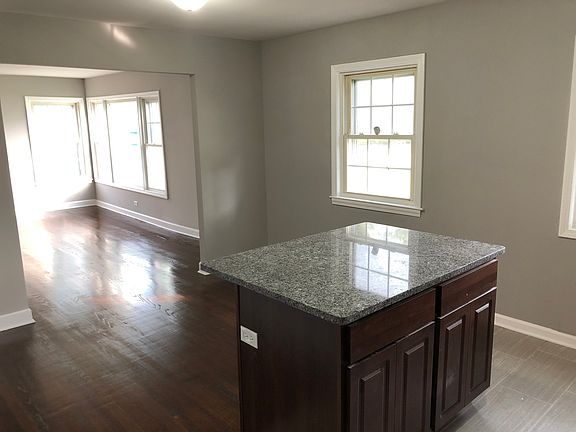 5th image of 920 N Harold Ave