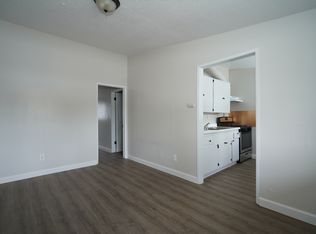 935 W 5th St #D06, Corona, CA 92882