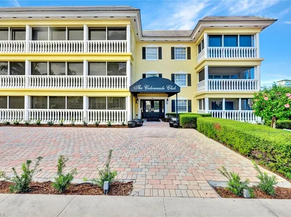 666 3rd ST S #304, NAPLES, FL 34102