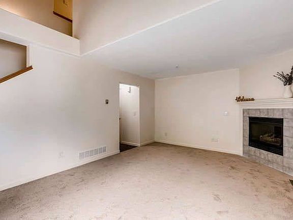 2nd image of 1601 Great Western Dr Unit P1