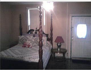 3rd image of 8824 Plum St