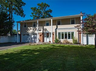 80 Wicks Path, Commack, NY 11725