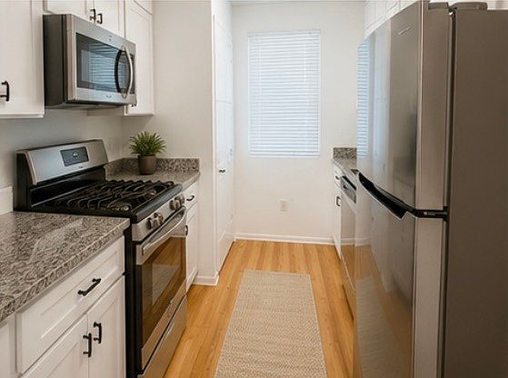 4th image of 12540 Chandler Blvd #318