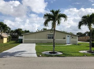 2091 Bahama Dr, Miramar, FL 33023