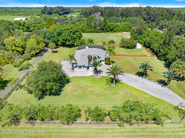 5725 Joseph Ct, Merritt Is, FL 32953