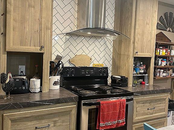 Large drawers for storage 