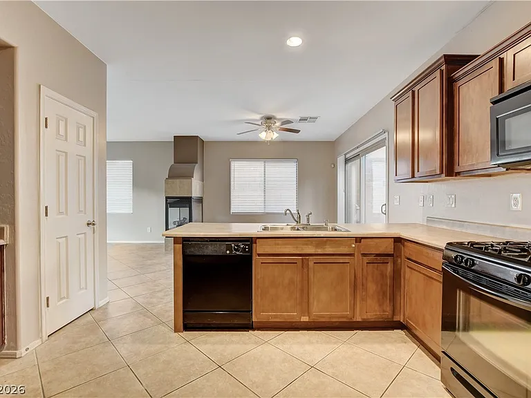 8964 Salvatore St — Photo 18