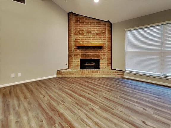 2nd image of 18902 Jodywood Dr