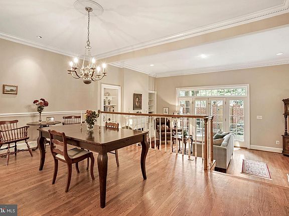 5th image of 403 N Saint Asaph St