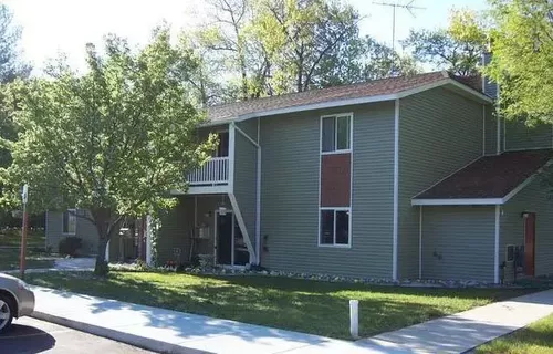Primary Photo - Maple Tree Apartments In East Tawas