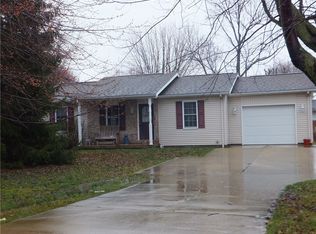 602 E North St, Westport, IN
