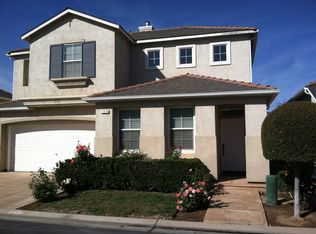 713 W Bordeaux Ln, Clovis, CA