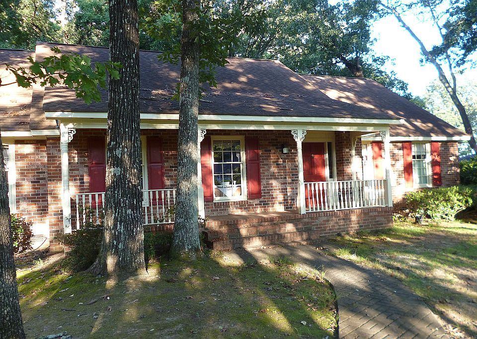 Partial front w/office