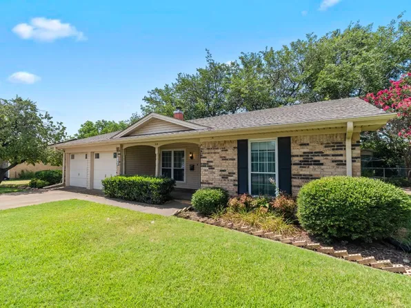 712 Peppermill Ln, Everman, TX 76140