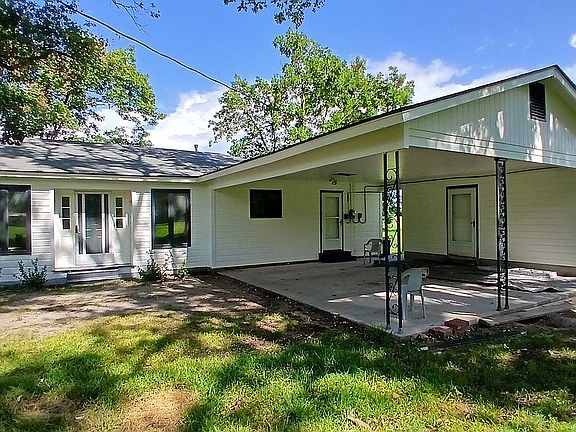4th image of 317 Crawford Rd