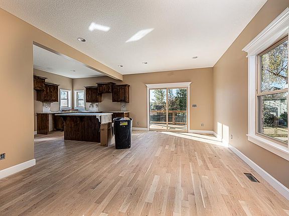 2nd image of 2511 E Stone Creek Ave
