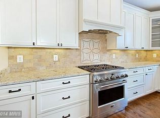 2945 N Nottingham St, Arlington, VA 22207