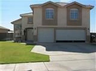 682 Yucca St, Imperial, CA 92251