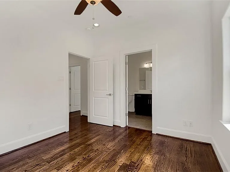 1120 Columbus St #D — Photo 13
