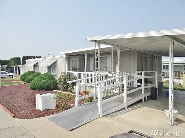 18 W Washington Ave Unit 66 photo 1