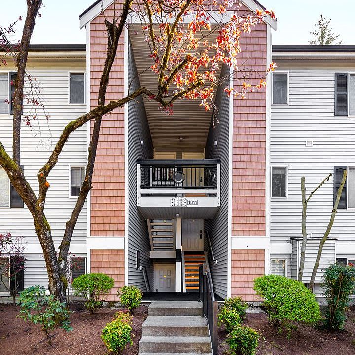 1st image of 1011 156th Ave NE Unit C317