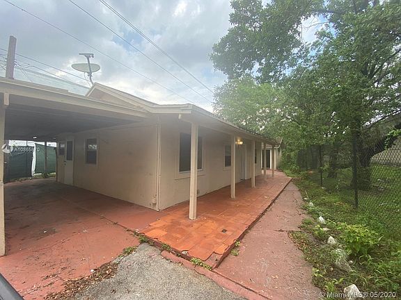 2nd image of 3901 NW 37th Ave #3