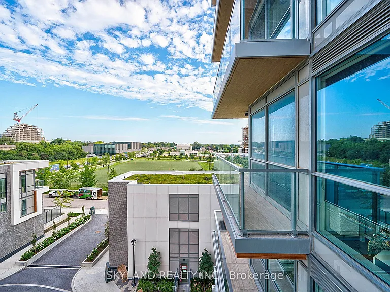 27 McMahon Dr #608 — Photo 33
