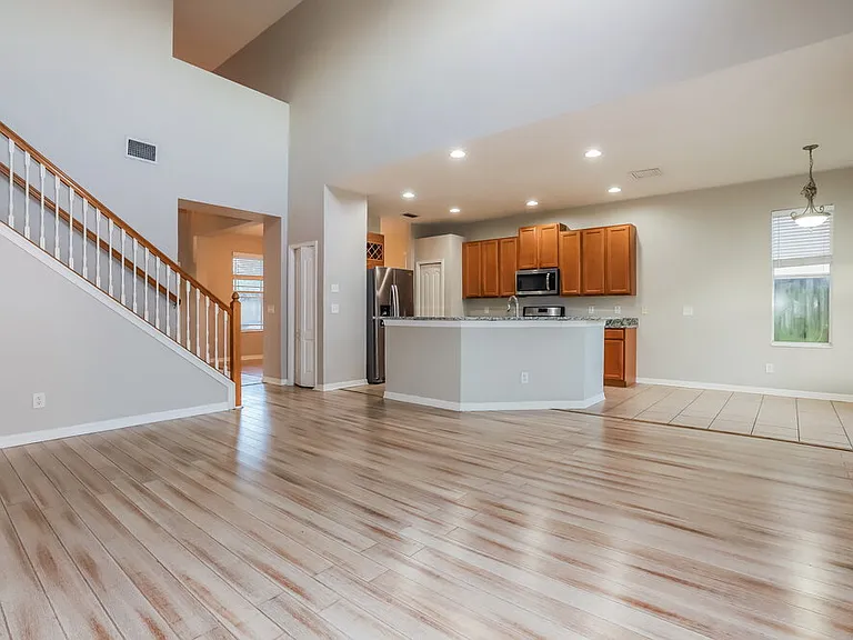 403 Durham Shore Ct — Photo 4