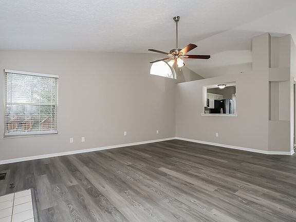 5th image of 3311 Darby Glen Blvd