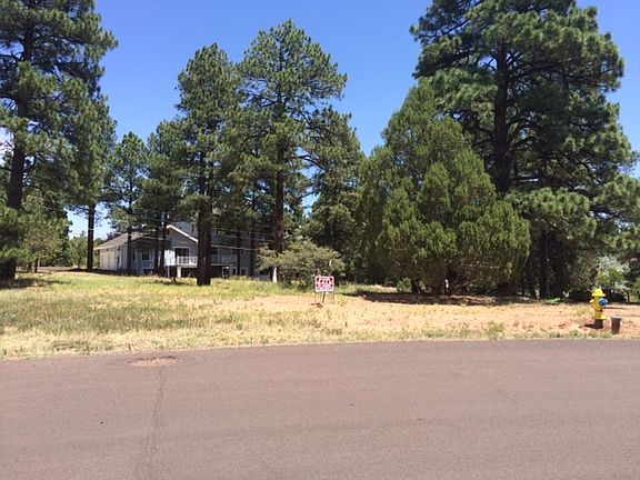 2nd image of 1740 Fairway Dr #Empty