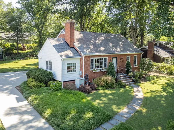 1462 Oxford Rd, Charlottesville, VA 22903