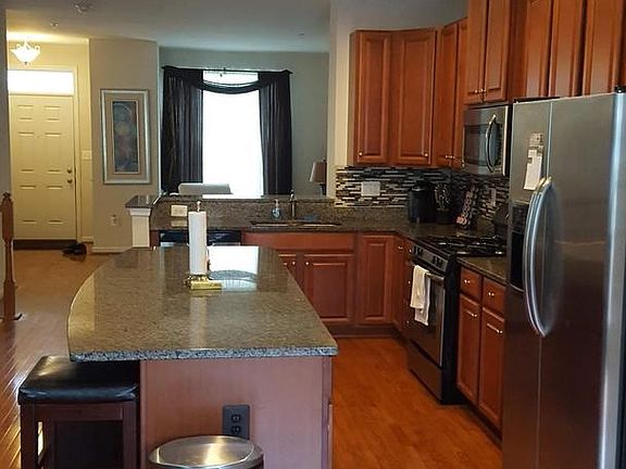 4th image of 22738 Autumn Breeze Ave