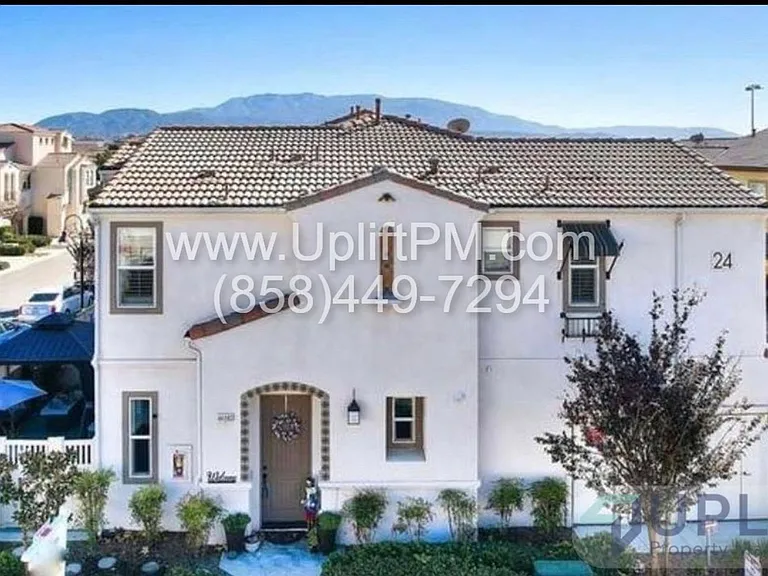 44082 Calle Luz — Photo 8