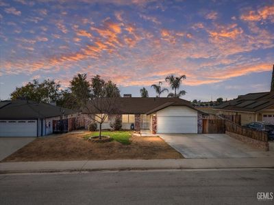 1006 Orange Petal St, Bakersfield, CA, 93306
