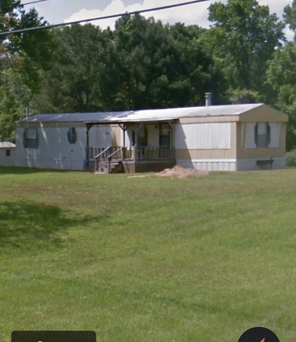 3307 Arkadelphia Rd — Photo 2