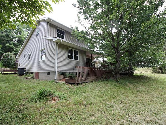 2nd image of 8993 Willett Ln