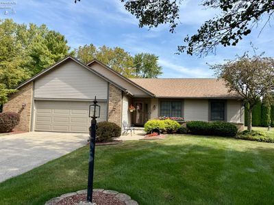 135 Briarwood Cir, Fremont, OH, 43420