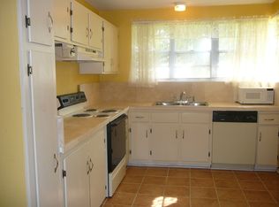 989 Glynlea Rd, Jacksonville, FL 32216