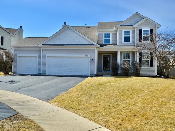 134 Blue Heron Ct, Round Lake, IL 60073