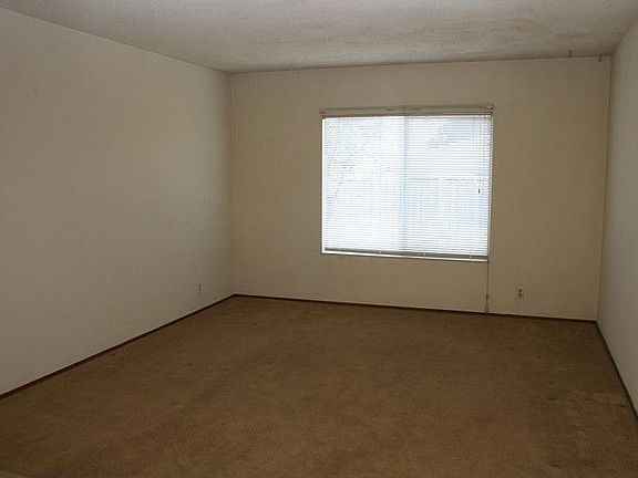 4th image of 3031 Mattos Ave