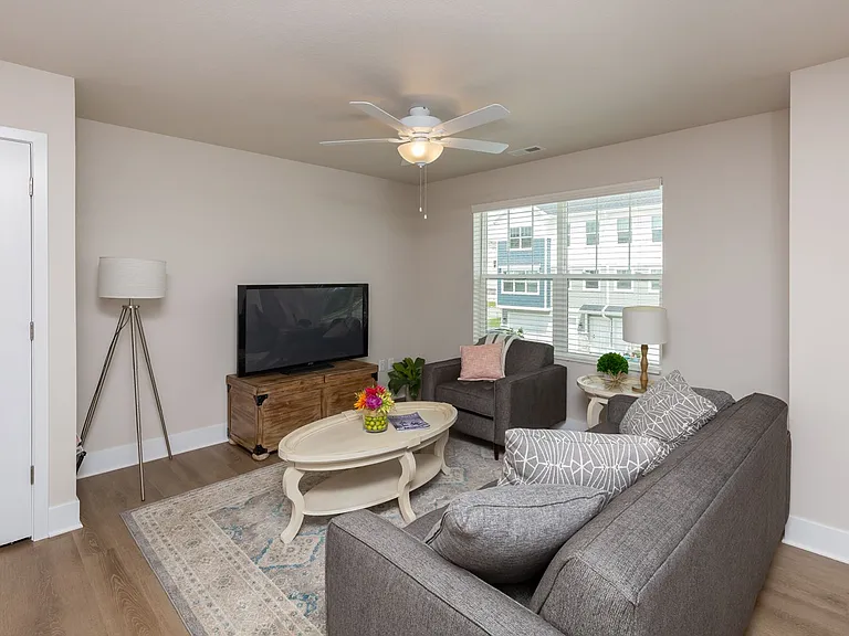 Trestle Corner Townhomes — Photo 4