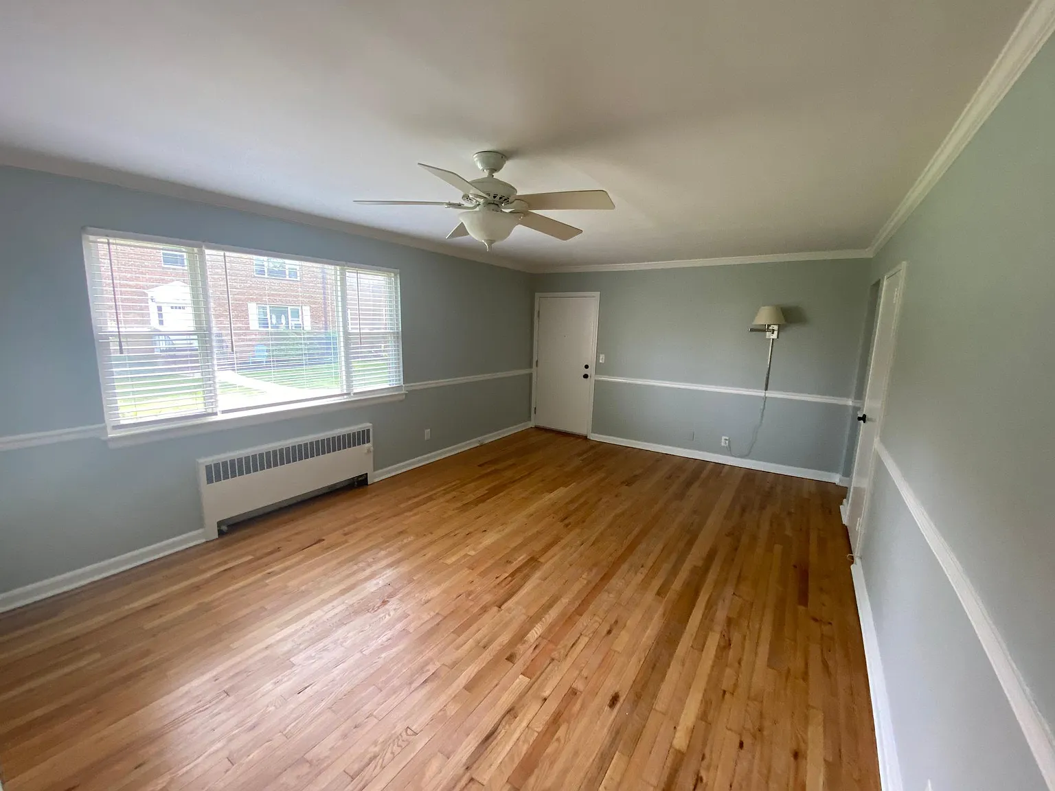 1 bed, 596 sqft, $2,200 — Photo 2